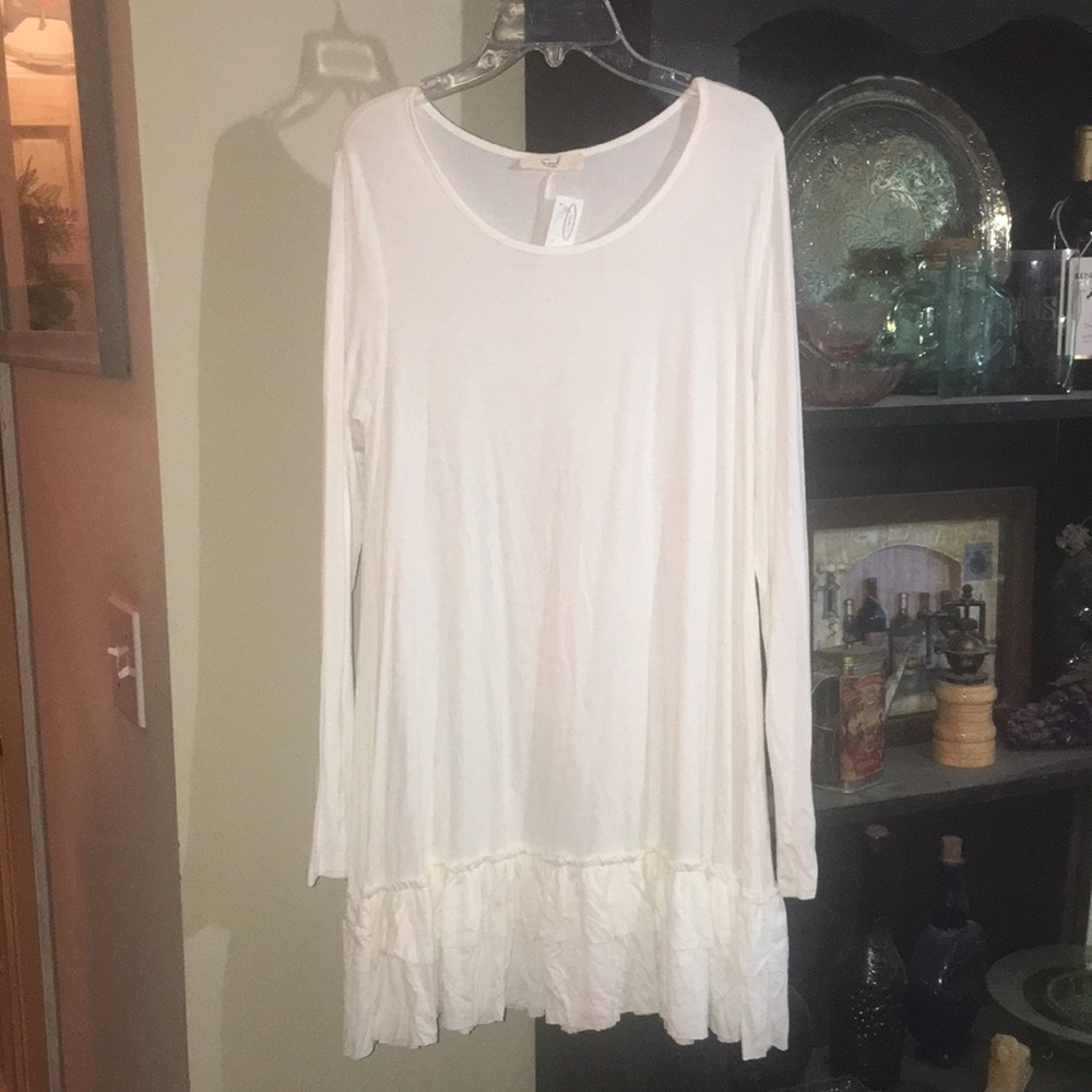 Easel White Long Sleeve Blouse SIZE S